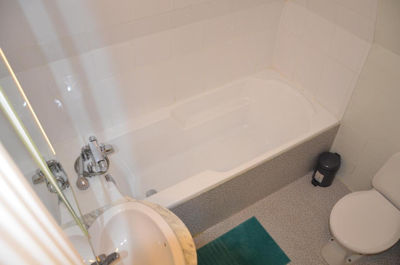Apartment Sariks Place Μπριζ Εξωτερικό φωτογραφία